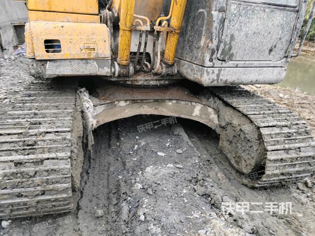 大臂根部?斜視（工作和回轉(zhuǎn)裝置）