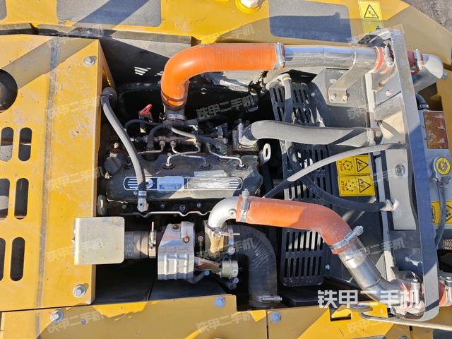 發(fā)動(dòng)機(jī)整體俯視（整機(jī)外觀）