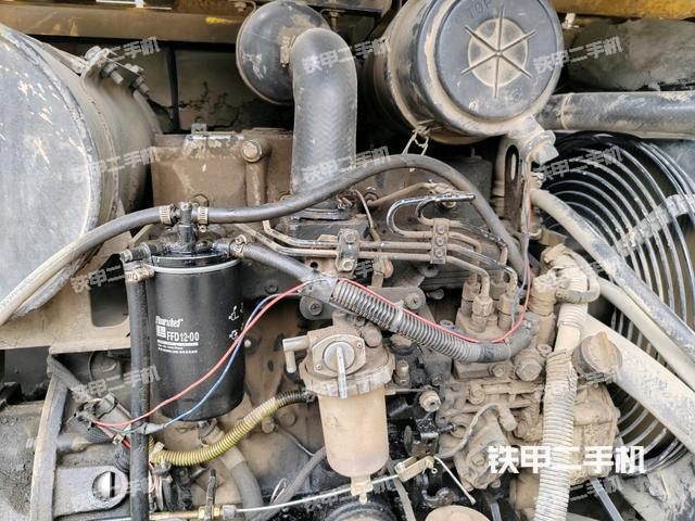 發(fā)動(dòng)機(jī)整體俯視(整機(jī)外觀) 發(fā)動(dòng)機(jī)整體俯視(整機(jī)外觀)