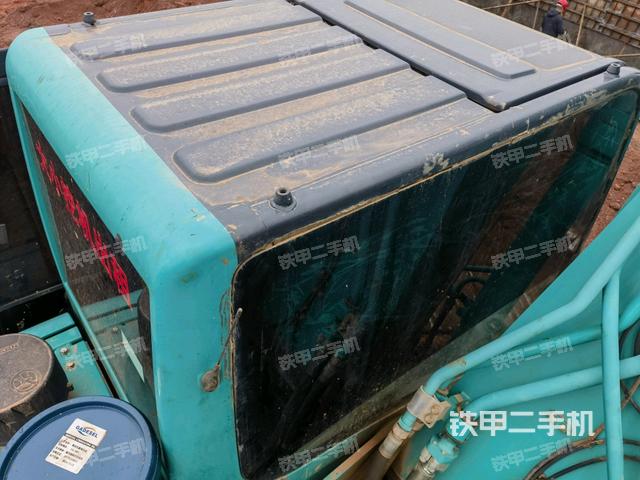 駕駛室頂部俯視(上車部件) 駕駛室頂部俯視(上車部件)