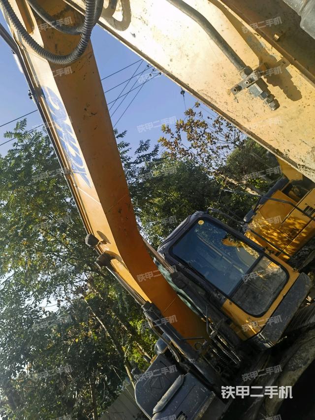 大臂整體?右側(cè)（工作和回轉(zhuǎn)裝置）