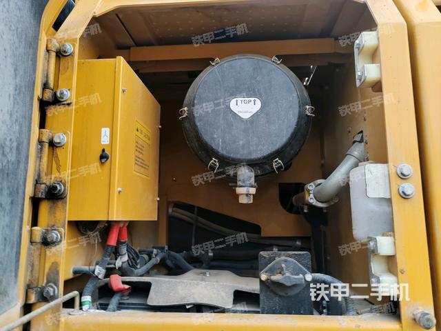 液壓泵斜45?左（大件艙室）