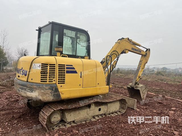 右后45(整機(jī)外觀) 右后45(整機(jī)外觀)