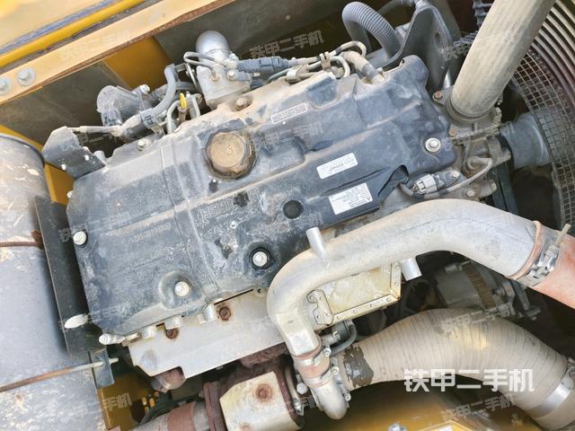 發(fā)動機室(上車部件) 發(fā)動機室(上車部件)