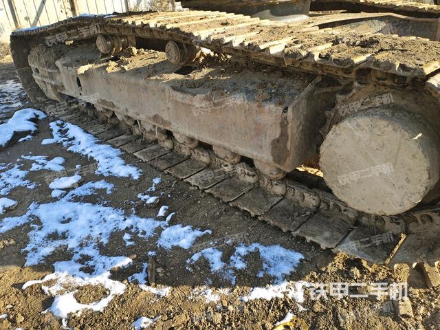 左側(cè)履帶整體?(行走機構(gòu)) 左側(cè)履帶整體?(行走機構(gòu))