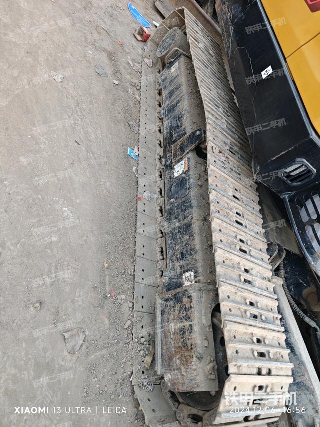 右驅(qū)動(dòng)輪（行走機(jī)構(gòu)）