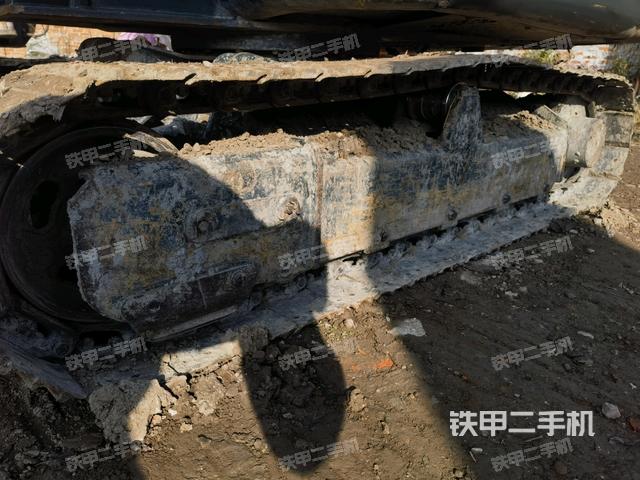 左側(cè)履帶整體?(行走機(jī)構(gòu)) 左側(cè)履帶整體?(行走機(jī)構(gòu))