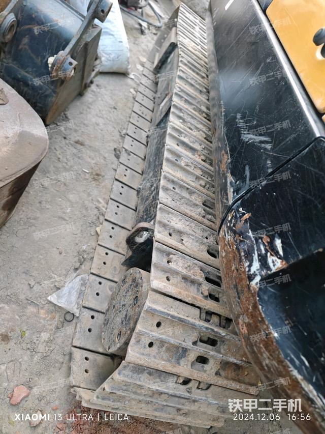 右導(dǎo)向輪（行走機(jī)構(gòu)）