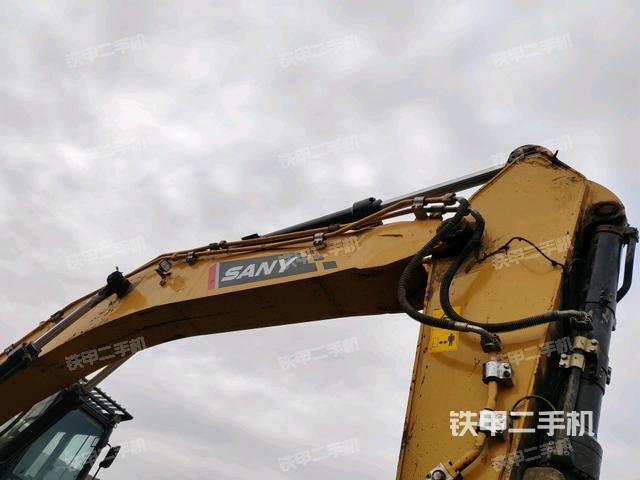 大臂整體?右側（工作和回轉裝置）