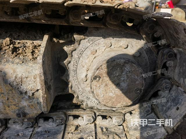 左驅(qū)動(dòng)輪(行走機(jī)構(gòu)) 左驅(qū)動(dòng)輪(行走機(jī)構(gòu))