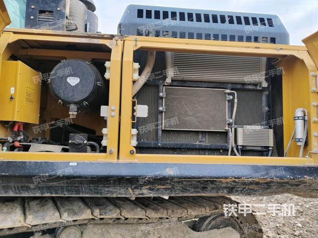 散熱器正面（大件艙室）