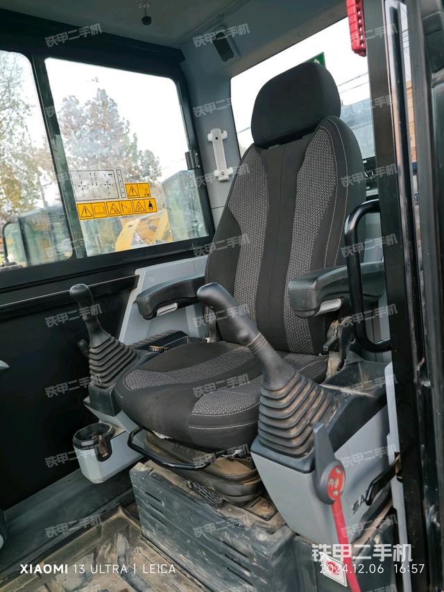 頂棚整體（駕駛室部分）