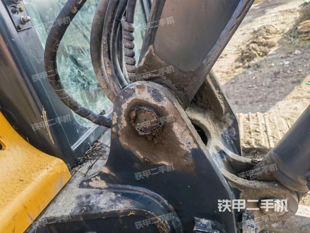 大臂根部?斜(工作和回轉(zhuǎn)裝置) 大臂根部?斜(工作和回轉(zhuǎn)裝置)