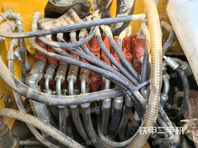 分配閥（上車部件）