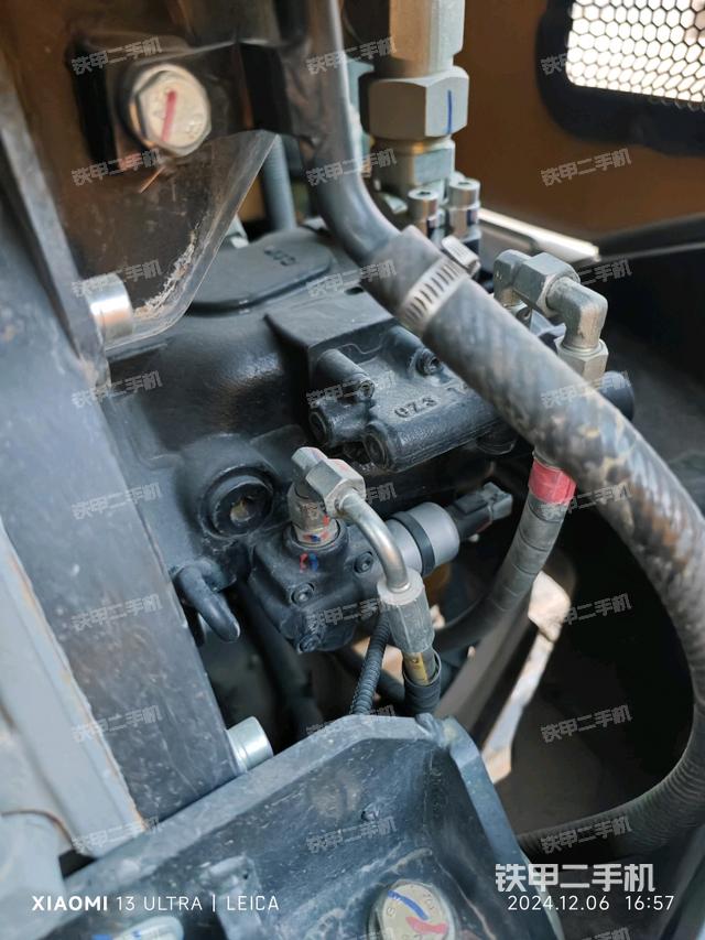 液壓泵室（大件艙室）