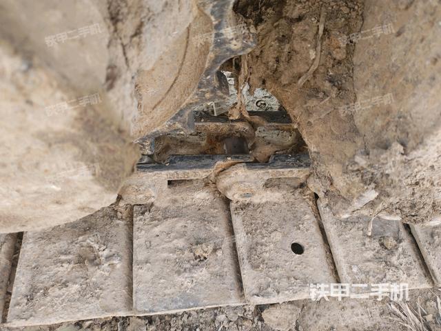 左導(dǎo)向輪（行走機構(gòu)）