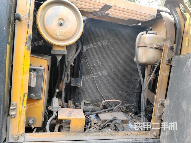 散熱器正面（大件艙室）