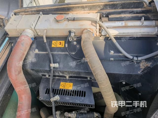 水箱+風(fēng)扇特寫(xiě)(上車(chē)部件) 水箱+風(fēng)扇特寫(xiě)(上車(chē)部件)