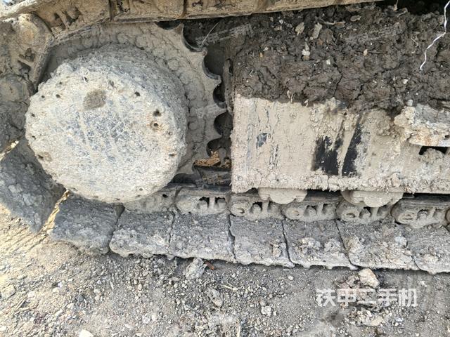 左側(cè)行走馬達蓋板（行走機構(gòu)）