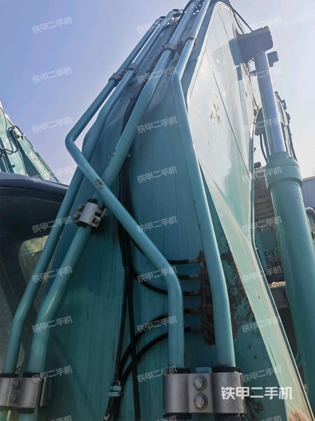 大臂背部俯視（工作和回轉(zhuǎn)裝置）