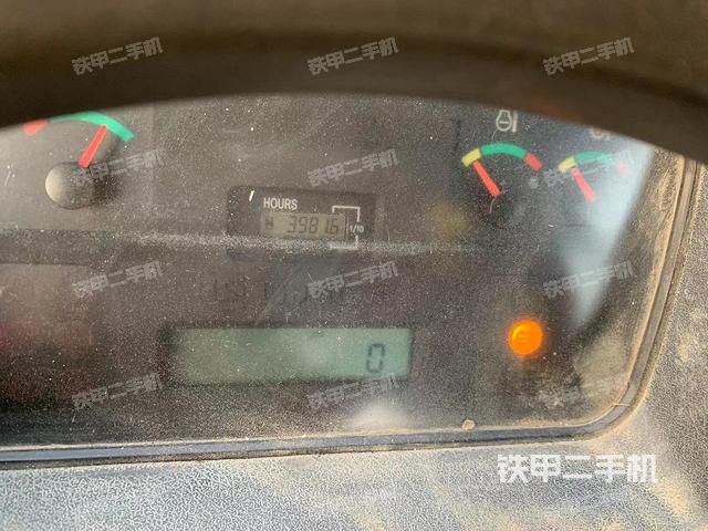 駕駛室操作臺（整機(jī)外觀及大件）