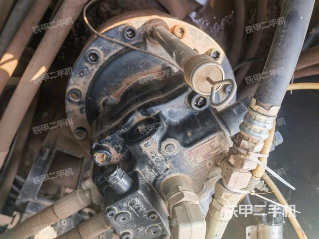 回轉(zhuǎn)馬達(dá)（上車部件）