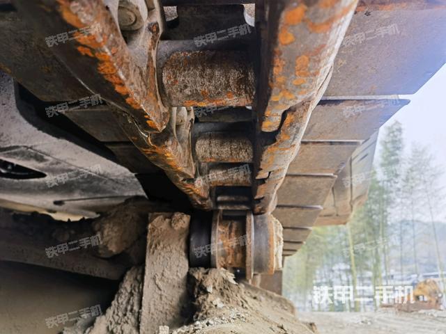 左托鏈輪和鏈筋（行走機(jī)構(gòu)）