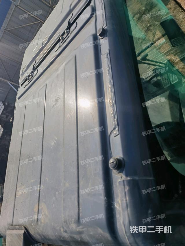駕駛室頂部俯視(上車部件) 駕駛室頂部俯視(上車部件)
