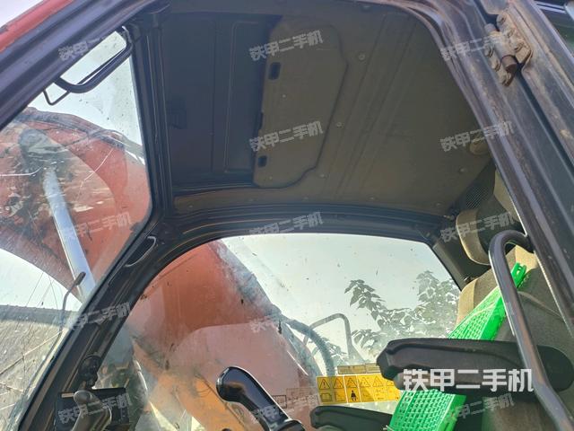 頂棚整體(駕駛室部分) 頂棚整體(駕駛室部分)