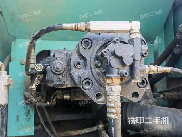 液壓泵室(大件艙室) 液壓泵室(大件艙室)
