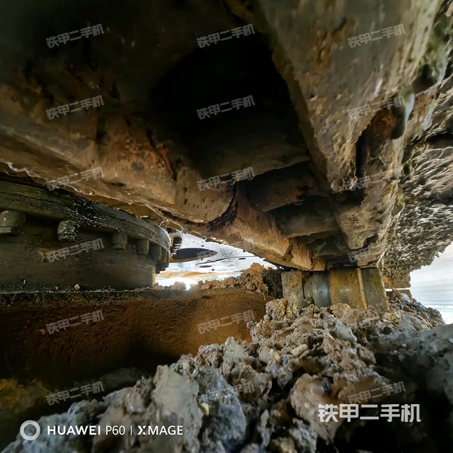 右側(cè)行走馬達蓋板（行走機構(gòu)）