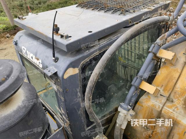 駕駛室頂部俯視（上車部件）