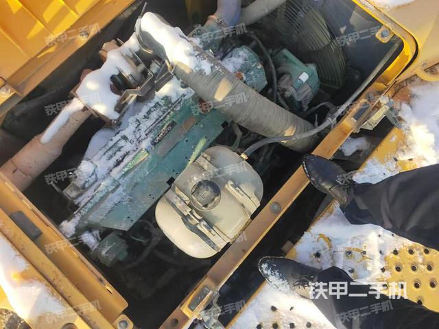 發(fā)動(dòng)機(jī)整體俯視(整機(jī)外觀) 發(fā)動(dòng)機(jī)整體俯視(整機(jī)外觀)