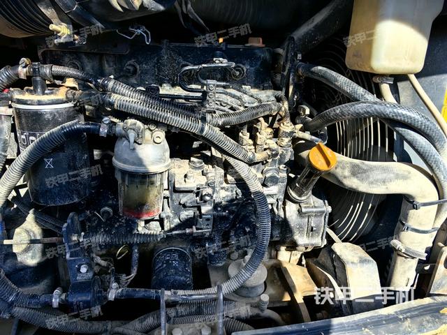 發(fā)動機室(上車部件) 發(fā)動機室(上車部件)