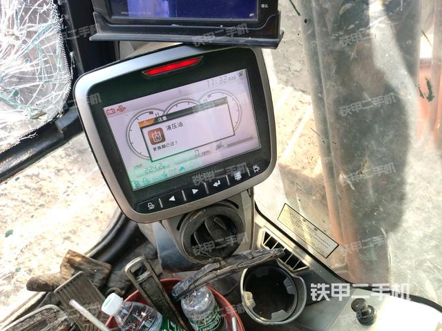 顯示屏?(駕駛室部分) 顯示屏?(駕駛室部分)