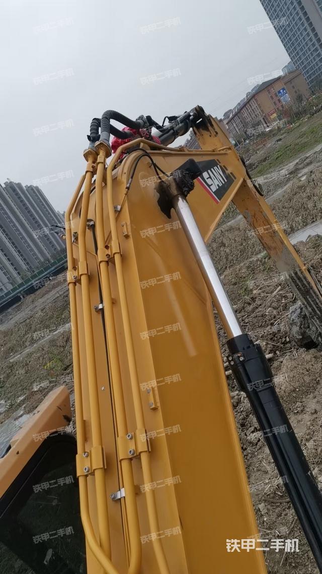 三一重工SY205C挖掘机