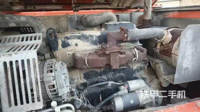 發(fā)動(dòng)機(jī)整體俯視（整機(jī)外觀）