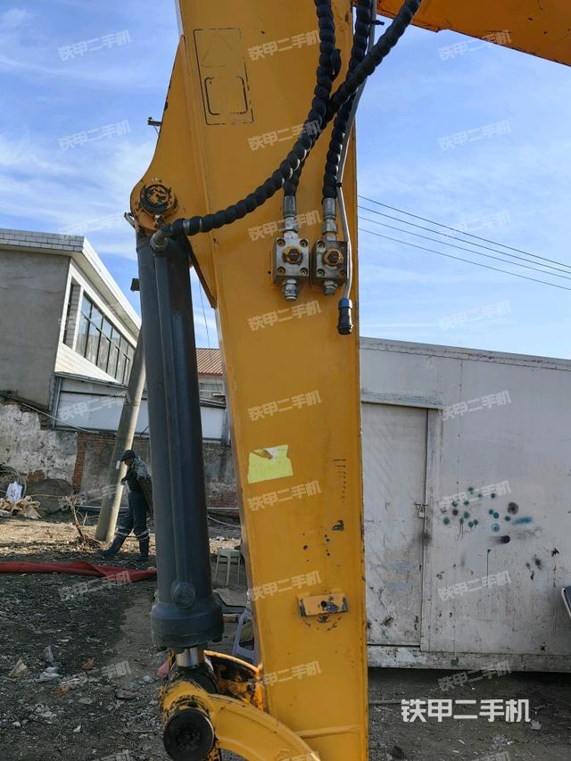 小臂整體左后（工作和回轉(zhuǎn)裝置）