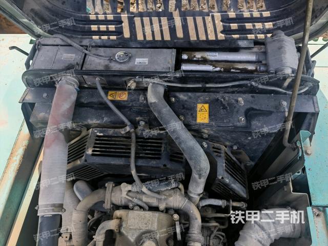 水箱+風(fēng)扇特寫(xiě)(上車(chē)部件) 水箱+風(fēng)扇特寫(xiě)(上車(chē)部件)