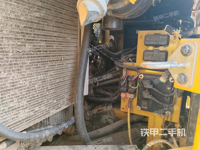 散熱器室(大件艙室) 散熱器室(大件艙室)
