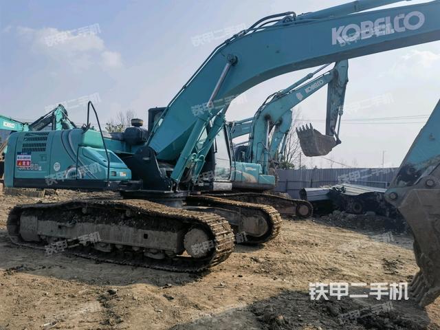 右前45(整機(jī)外觀) 右前45(整機(jī)外觀)