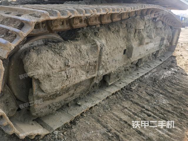 左側(cè)履帶整體?（行走機構(gòu)）