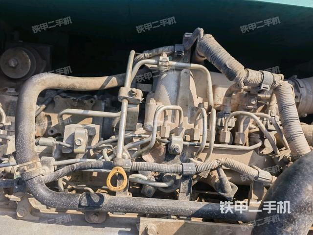 氣門室蓋螺絲特寫(上車部件) 氣門室蓋螺絲特寫(上車部件)