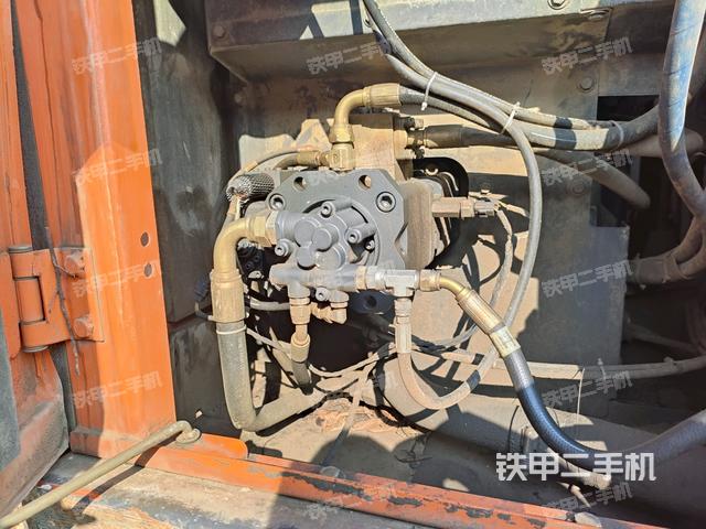 液壓泵室(大件艙室) 液壓泵室(大件艙室)