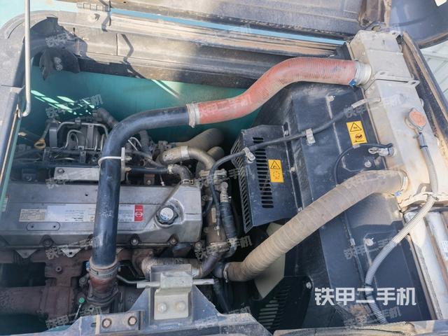 發(fā)動(dòng)機(jī)室(上車(chē)部件) 發(fā)動(dòng)機(jī)室(上車(chē)部件)