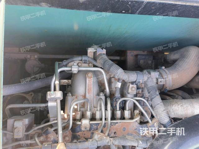 氣門室蓋螺絲特寫（上車部件）