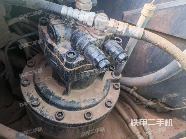 回轉(zhuǎn)馬達（上車部件）