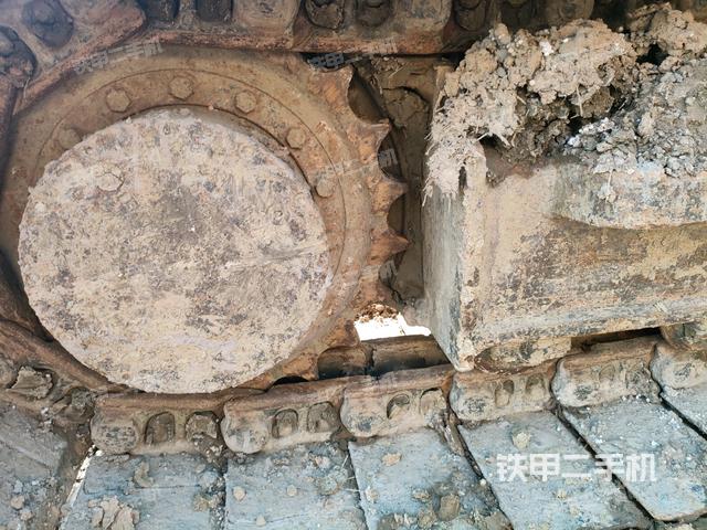 左驅(qū)動(dòng)輪(行走機(jī)構(gòu)) 左驅(qū)動(dòng)輪(行走機(jī)構(gòu))