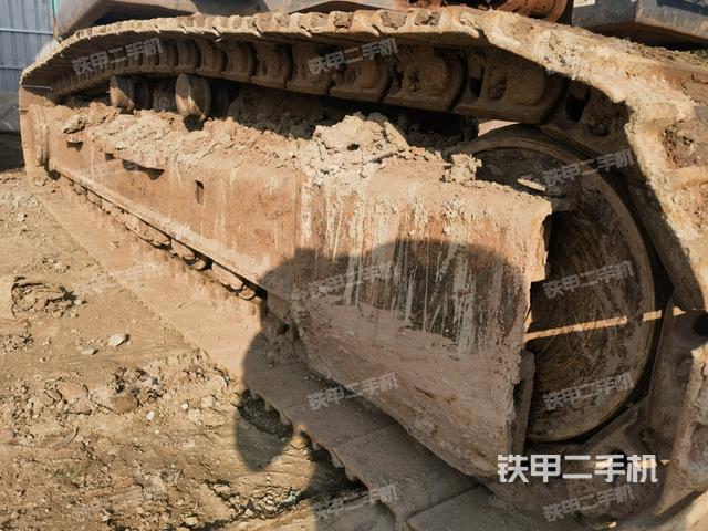 右側(cè)履帶整體（行走機(jī)構(gòu)）