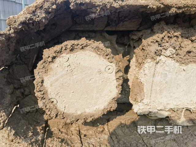 左驅(qū)動輪(行走機(jī)構(gòu)) 左驅(qū)動輪(行走機(jī)構(gòu))